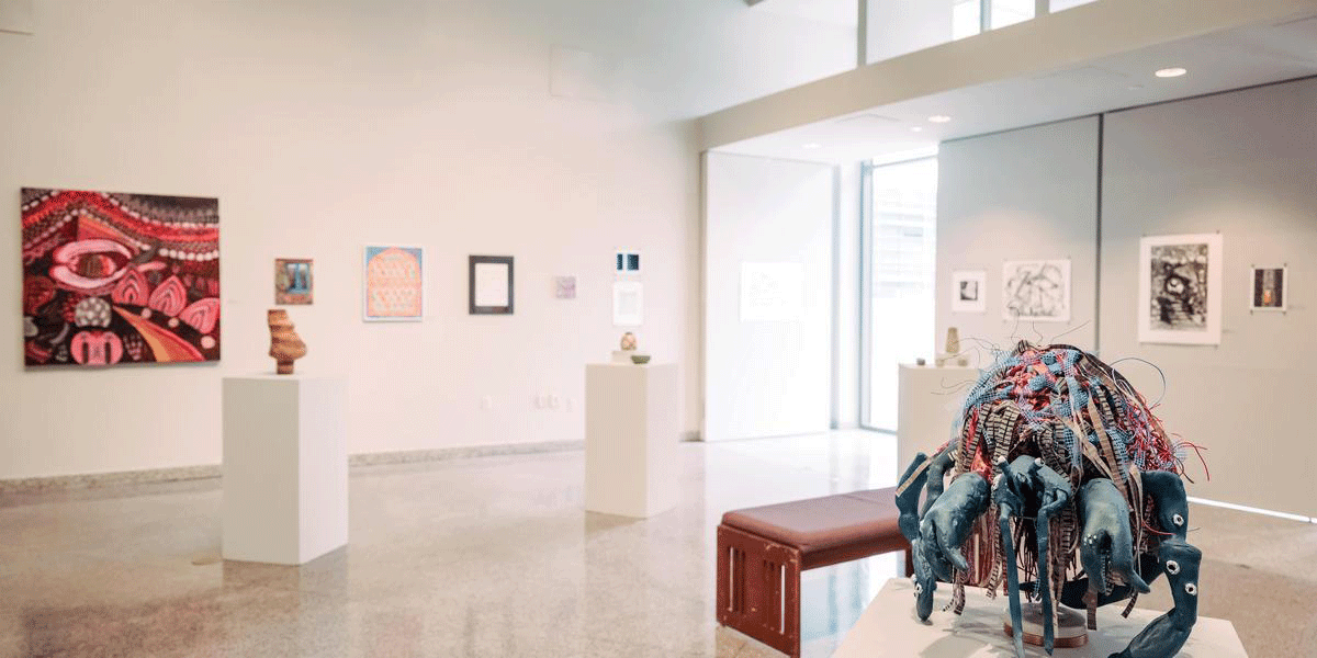 An art gallery room containing student art work.