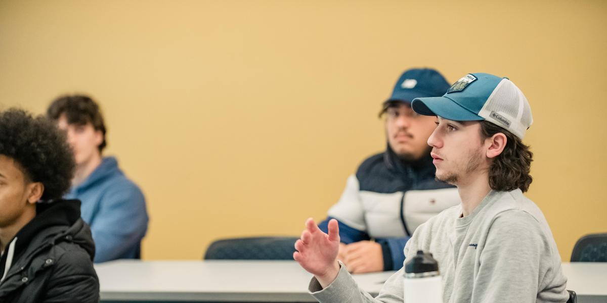  Communications and Journalism 